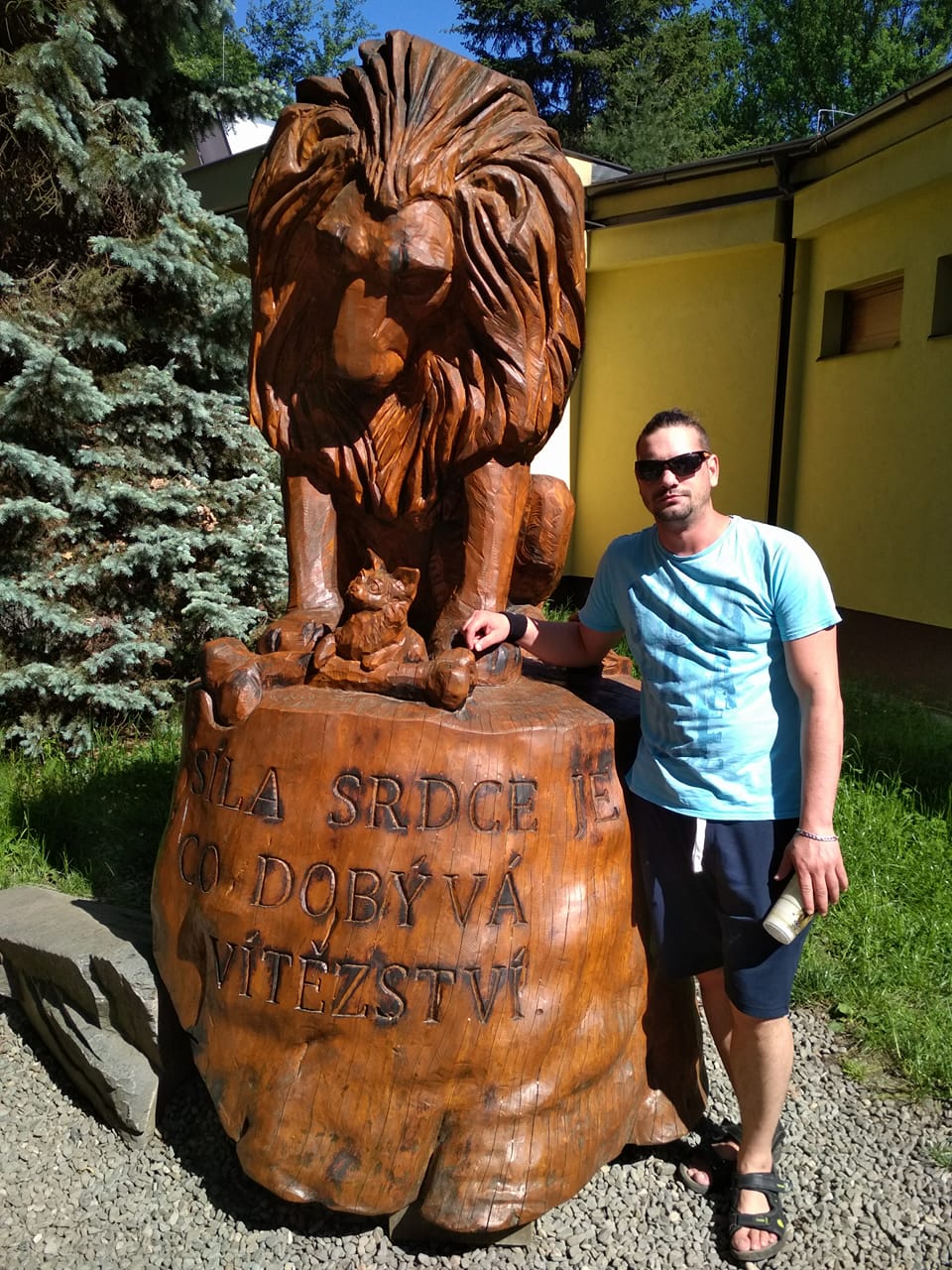 Foto 1