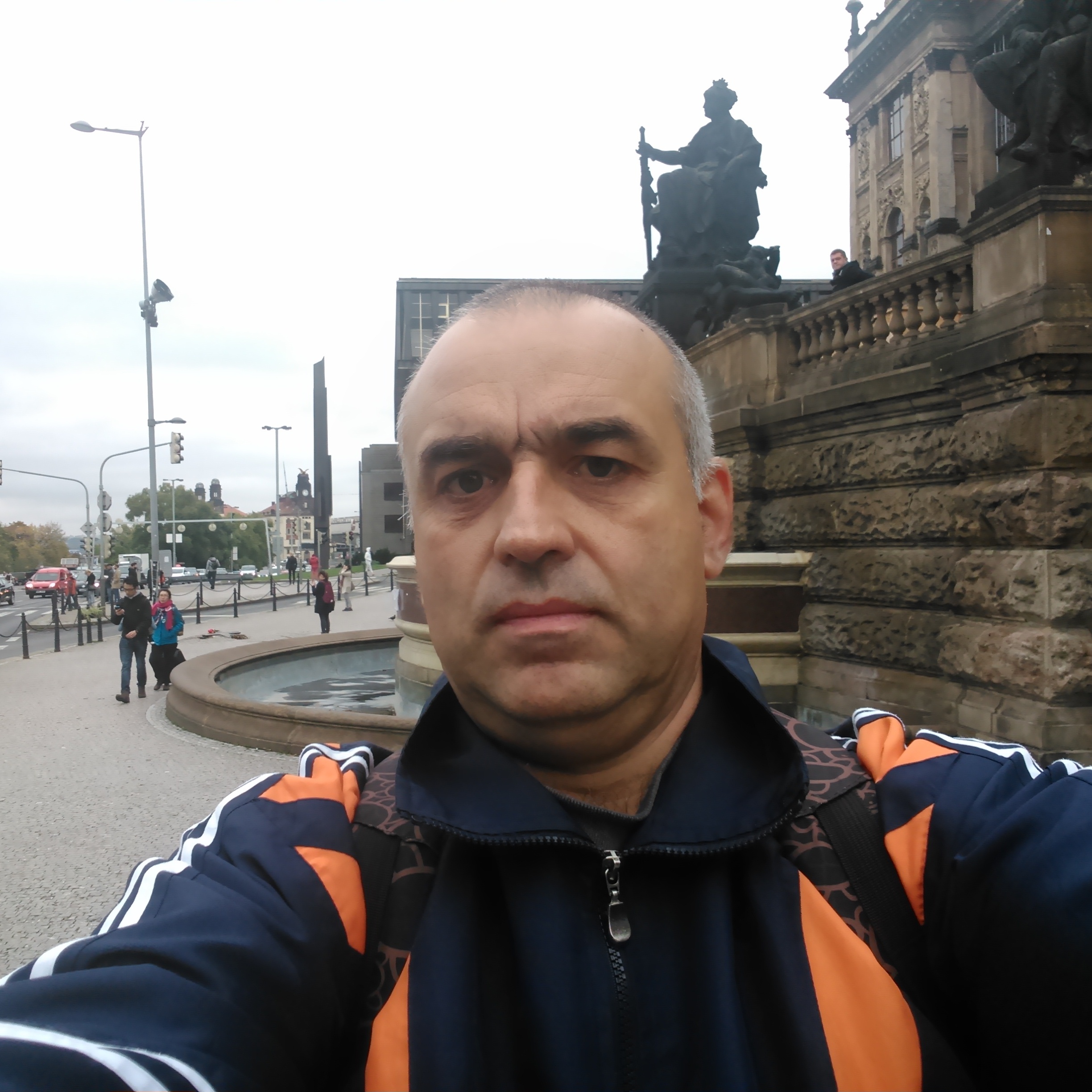 Foto 1