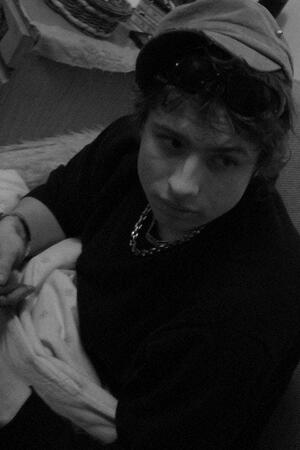 Seznámení s Gyzmo23