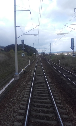 Seznámení s Hateria