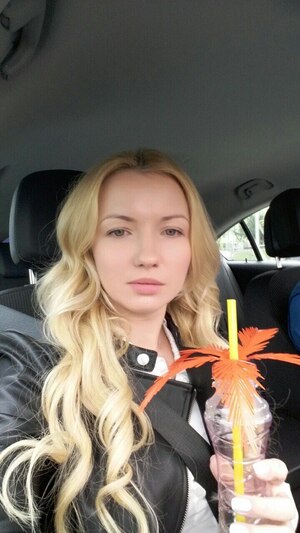 Seznámení s Lenika1