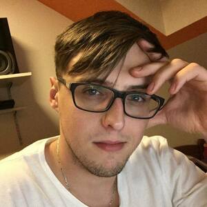 Seznámení s Roman7