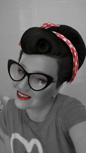 Seznámení s Kdonehledanenaj