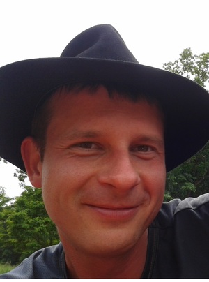 Seznámení s Aitom84