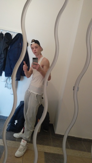 Seznámení s Frenkyss