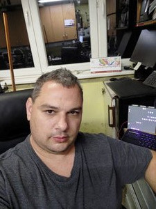 nik001