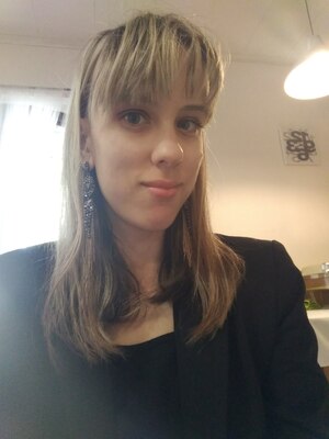 Seznámení s Elimi98