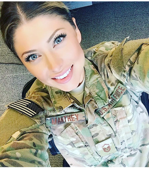 Seznámení s Becca77