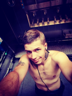 Seznámení s Denny04