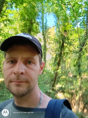 Seznámení s hledam24