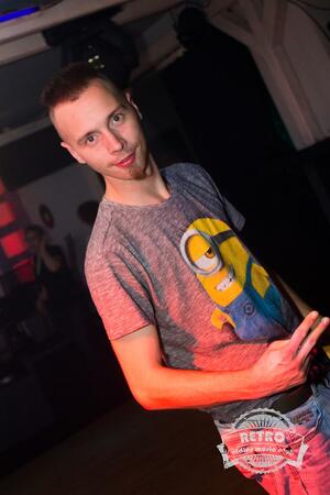 Seznámení s Davias