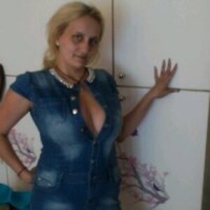 Seznámení s Mona24