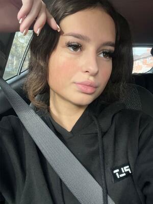 Seznámení s mon1ckaa